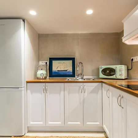 아파트 Nereus Elegant Karpathos *