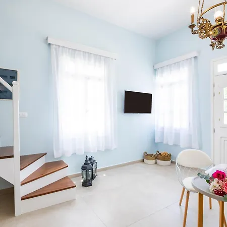 Nereus Elegant Karpathos Foiníkion