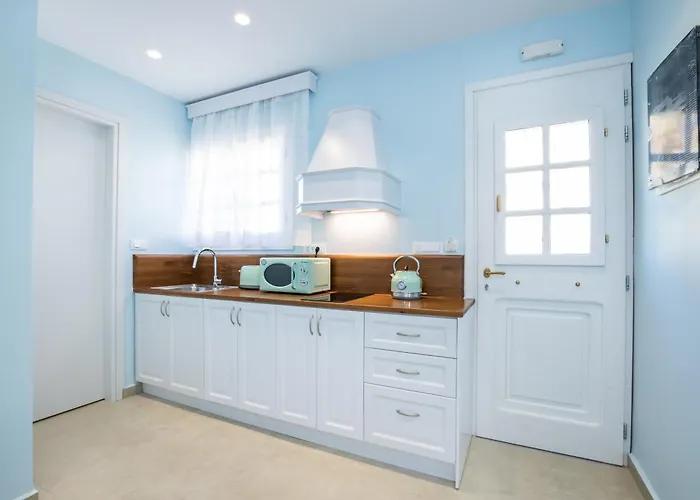 Nereus Elegant Karpathos * Foiníkion